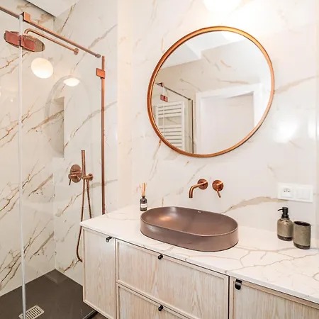 Initium Apartment